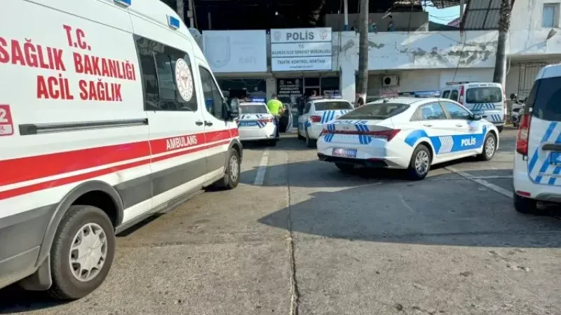 Kavgada 1 Polis Bıçaklandı