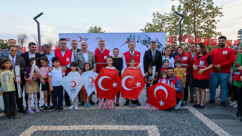 Mersin de Kızılay Haftası Etkinlikleri Yapıldı 