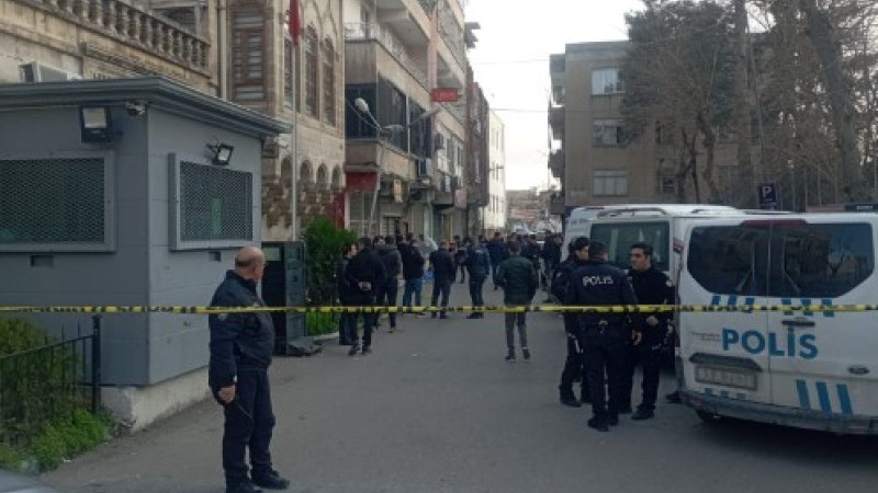 Şanlıurfa'da Kadın Cinayeti; Önce Eski Eşini Sonra Kendini Vurdu